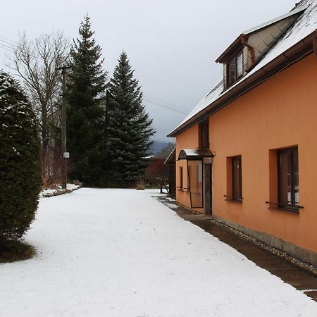 Chalupa U Prochazku Mezimesti Exterior foto